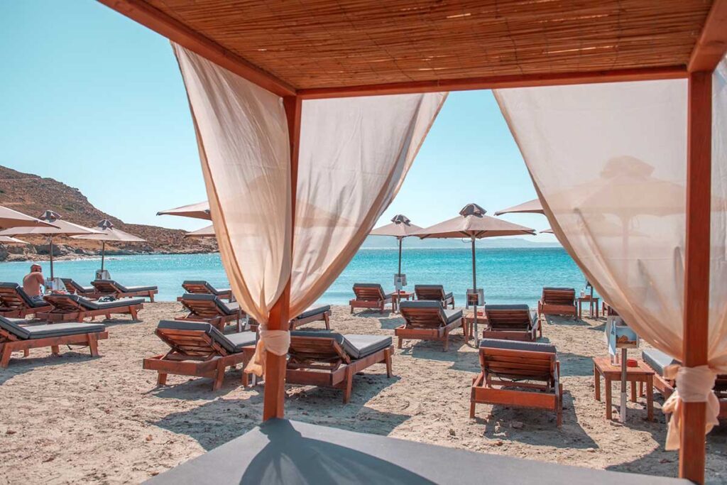beach bar tinos