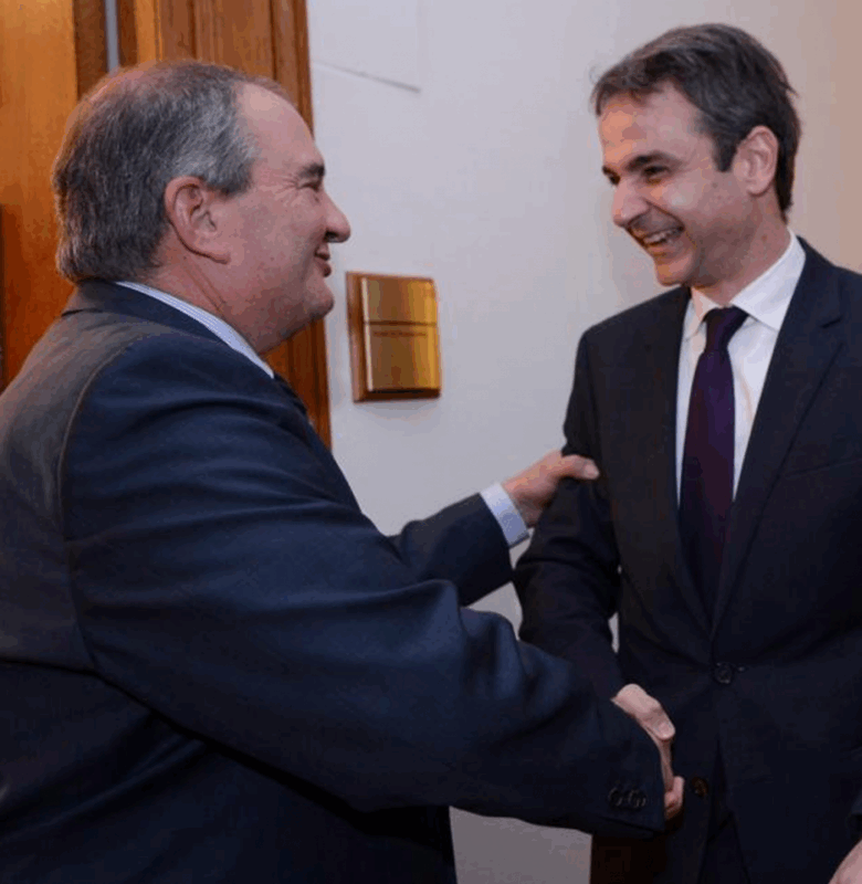 Συνάντηση Καραμανλή - Μητσοτάκη στο Aeolis