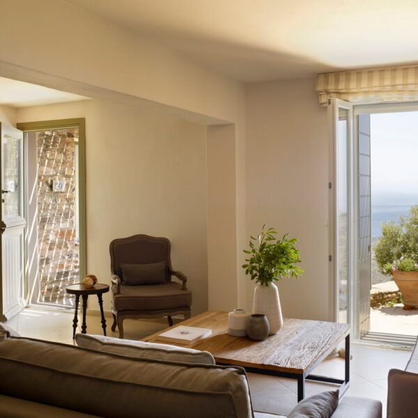 aeolistinos87356 1440x960 1