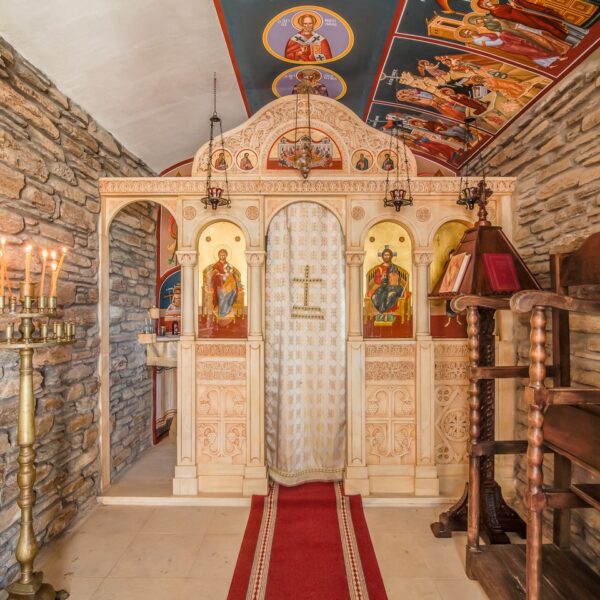 church 16 1440px q85