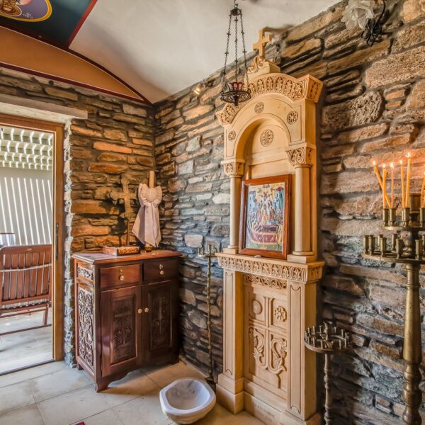 church 17 1440px q85