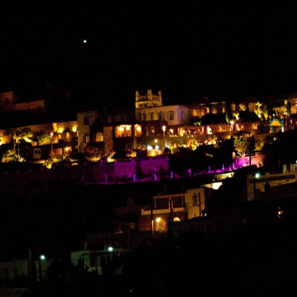 l 607 edit 1440px q85