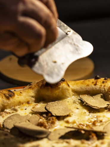 napule 10 pizzavertical 1 e1761751349525