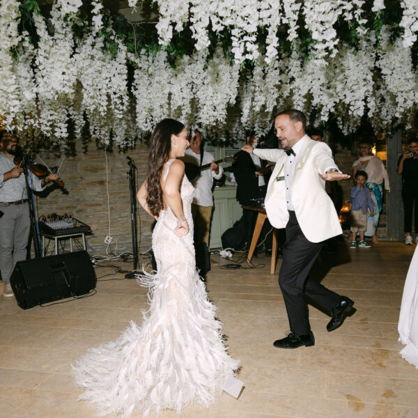 E I party skigoweddingstories 0028 scaled