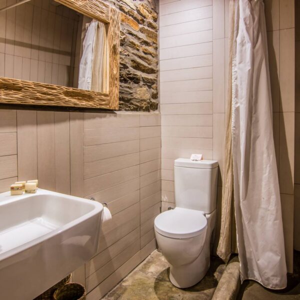 aeolis cave house 025 1400px